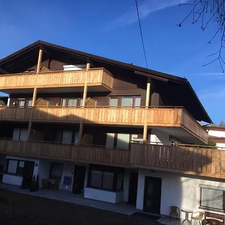 In Haus Arabella In Seefeld